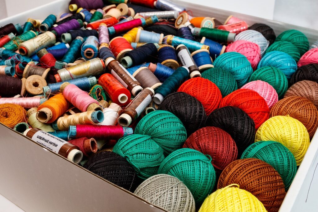 sewing thread, coil, sew-4904710.jpg