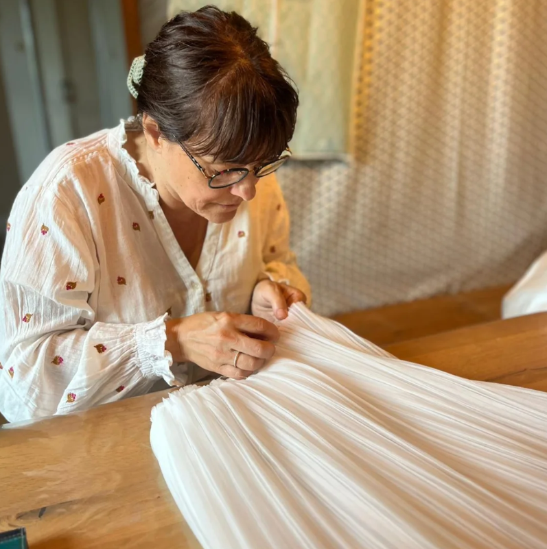 Christelle Pontoire styliste et modiste couturière dans le maine et loire à Trémentines 